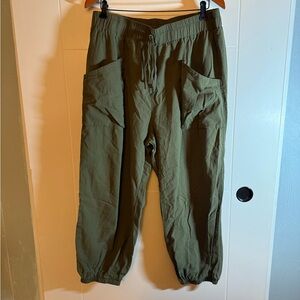 SHEIN Curve Women's Olive Green Joggers